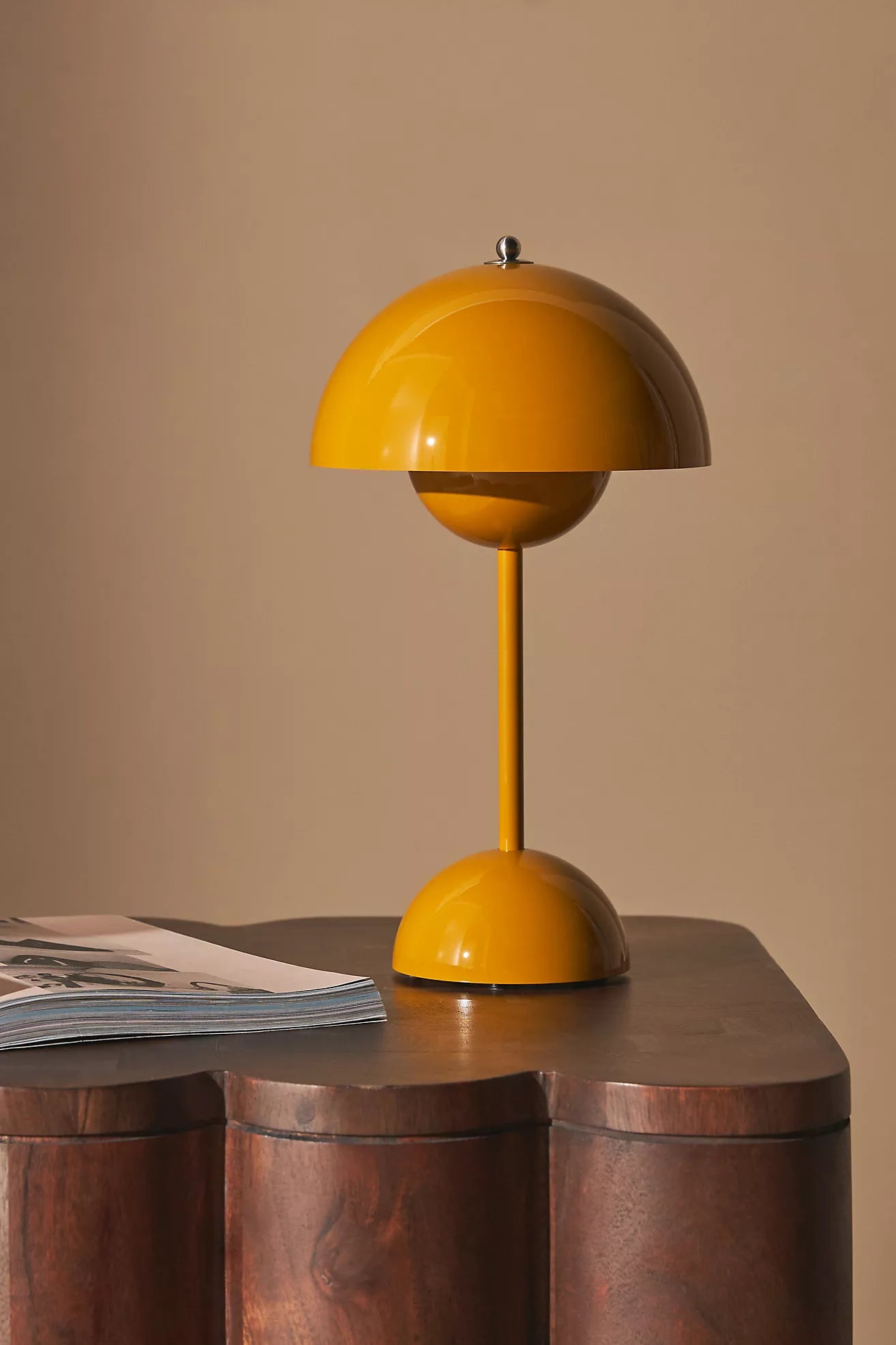 Cordless Acrylic Mushroom Table Lamp