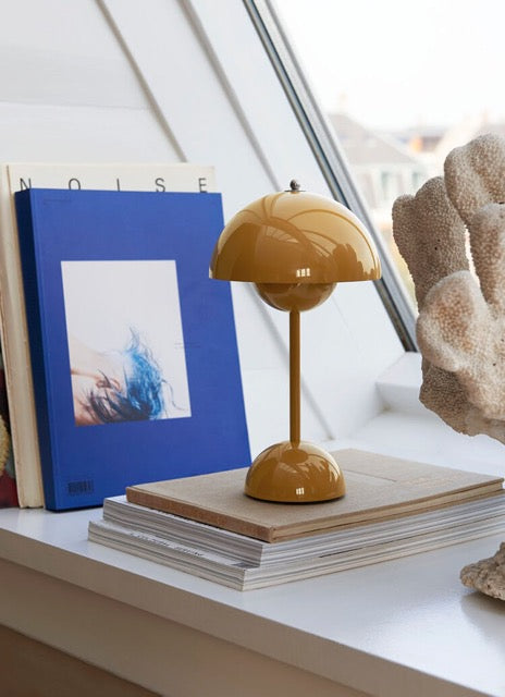 Cordless Acrylic Mushroom Table Lamp