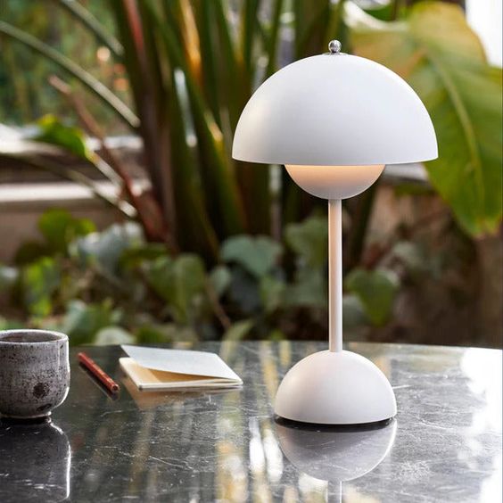 Cordless Acrylic Mushroom Table Lamp